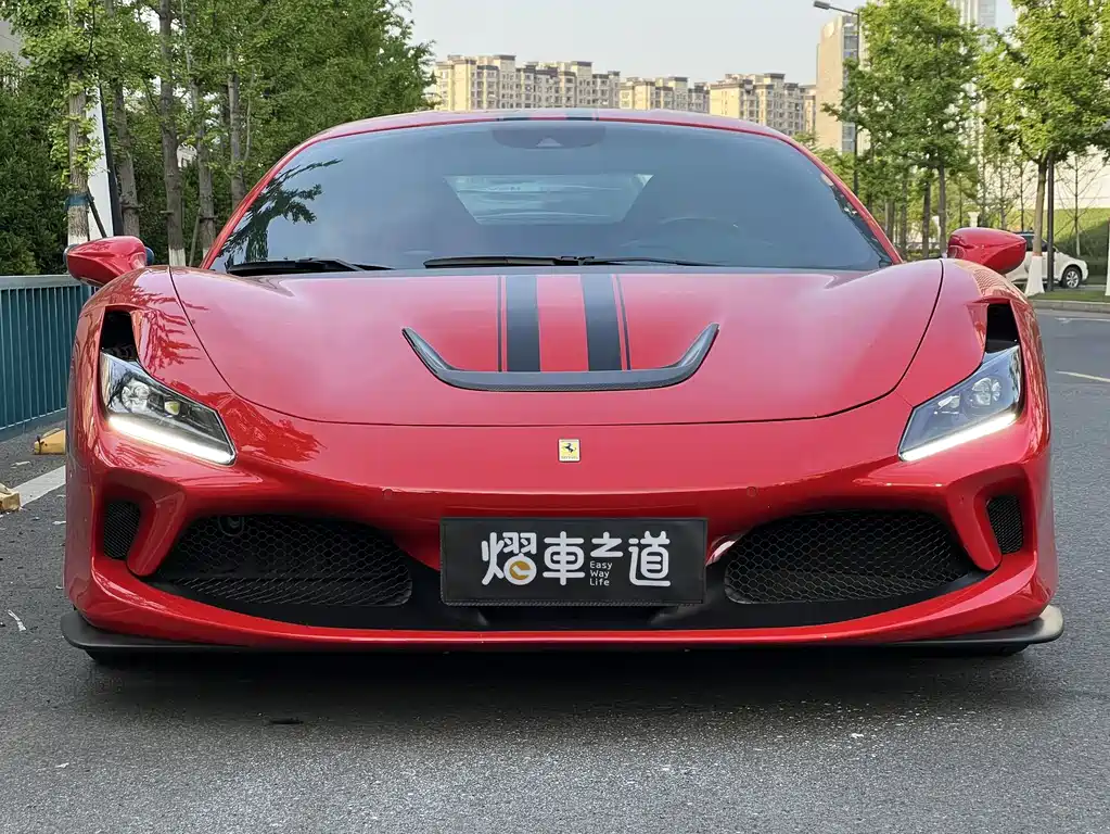Ferrari F8 2023 — фото 2