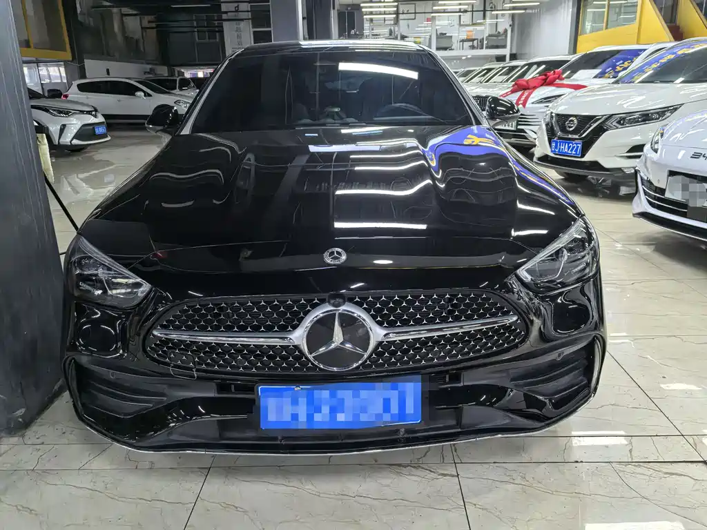 Mercedes-Benz C-Class 2023 — фото 2
