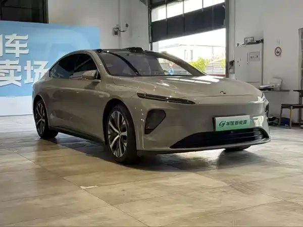 NIO ET7 2022