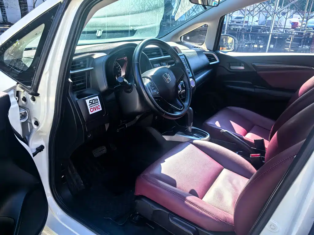 Honda Fit 2018 — фото 13