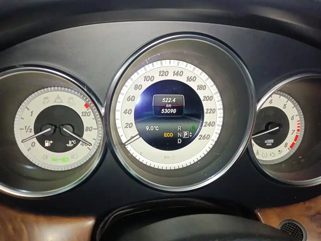 Mercedes-Benz CLS 2015 — фото 12