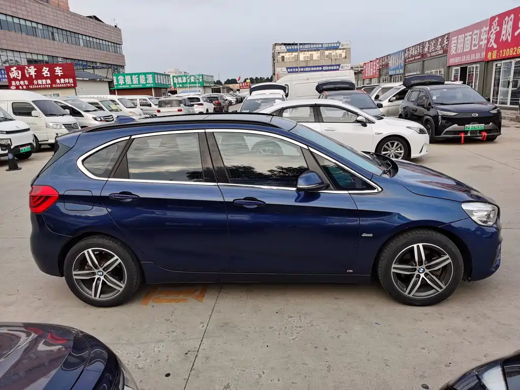 BMW 2 Series Active Tourer 2016 — фото 5