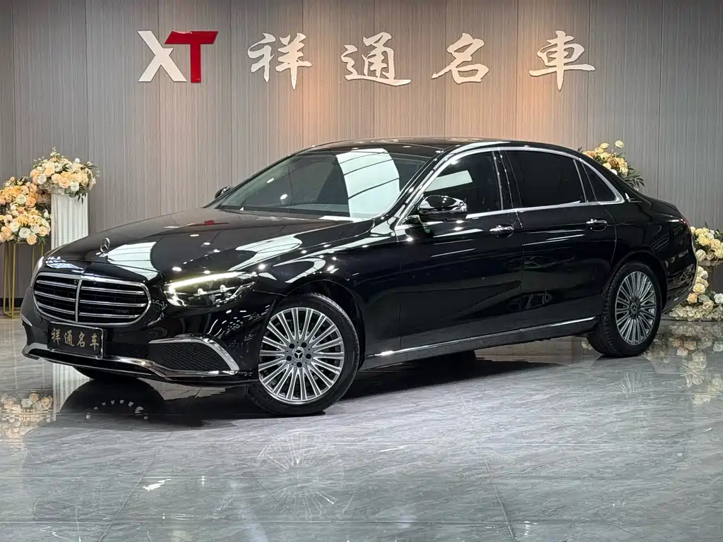 Mercedes-Benz E-Class 2023 — фото 1