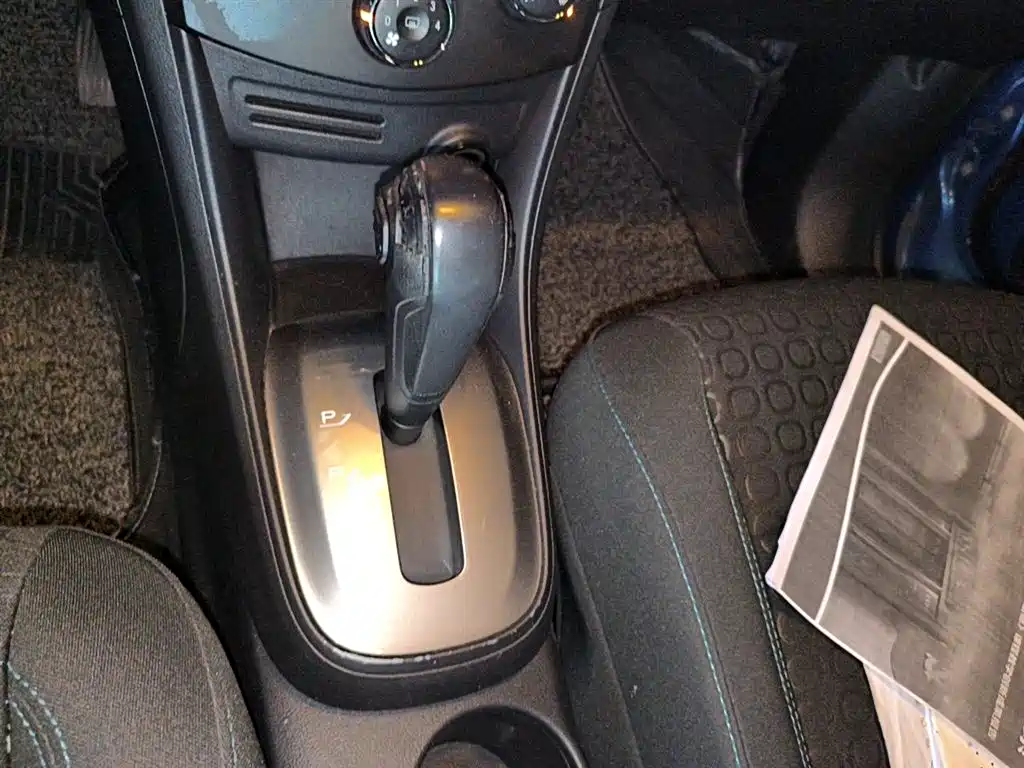 Chevrolet Trax 2014 — фото 11