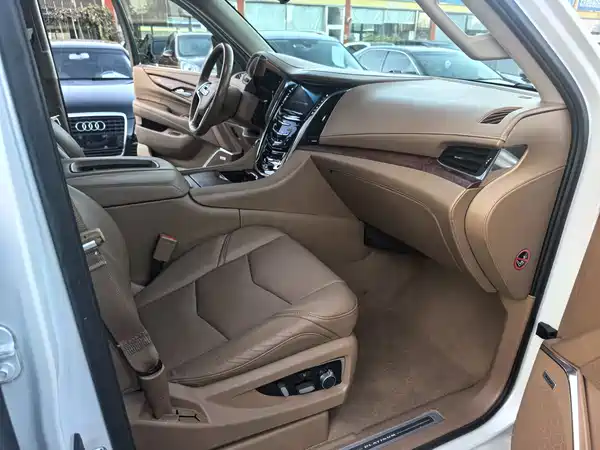 Cadillac Escalade 2017