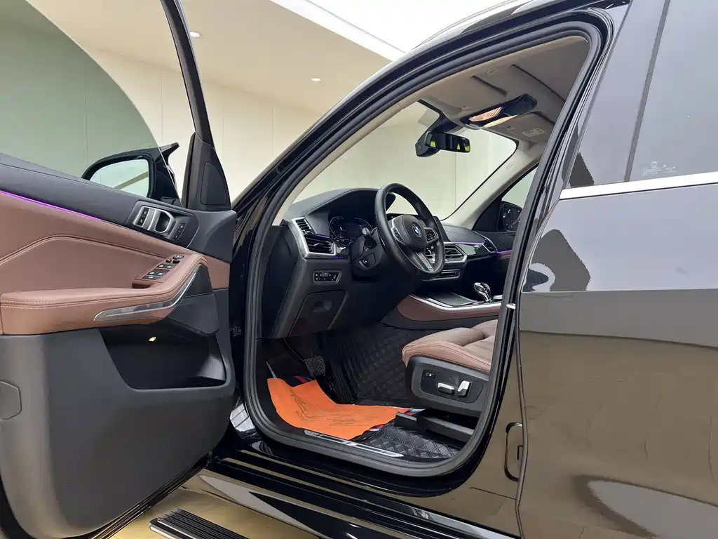 BMW X5 2021 — фото 10