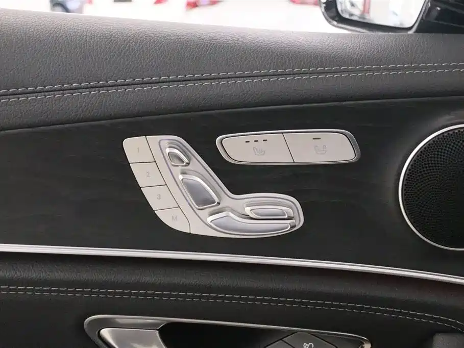 Mercedes-Benz E-Class 2018 — фото 13