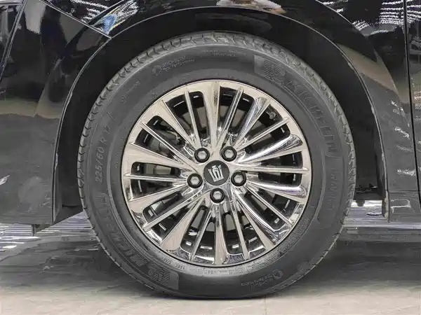 Toyota Vellfire 2022
