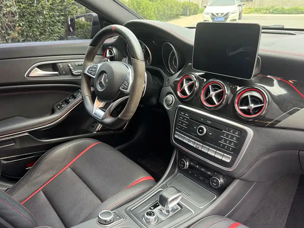 Mercedes-Benz CLA AMG 2019 — фото 11