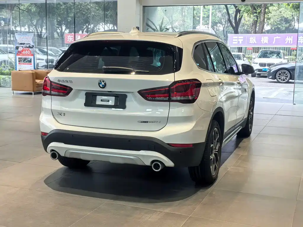 BMW X1 2022 — фото 4