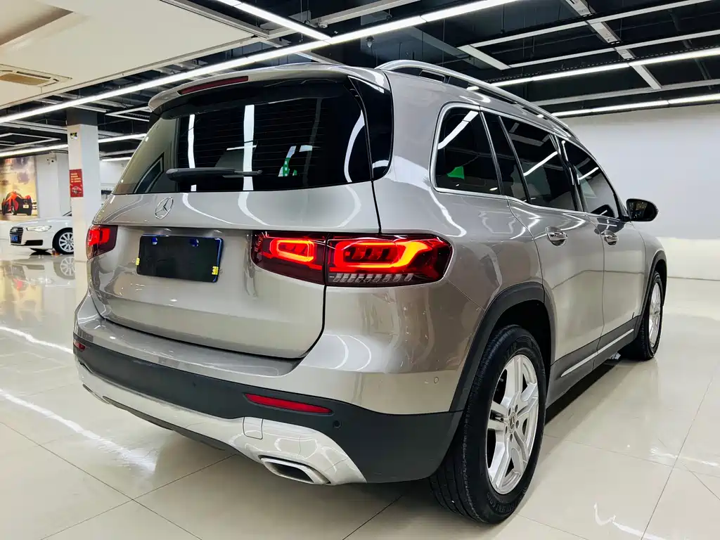 Mercedes-Benz GLB 2022 — фото 18