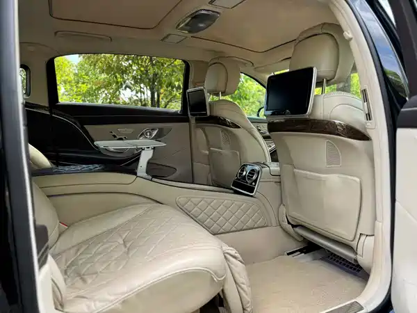 Mercedes-Benz Maybach S-Class 2015