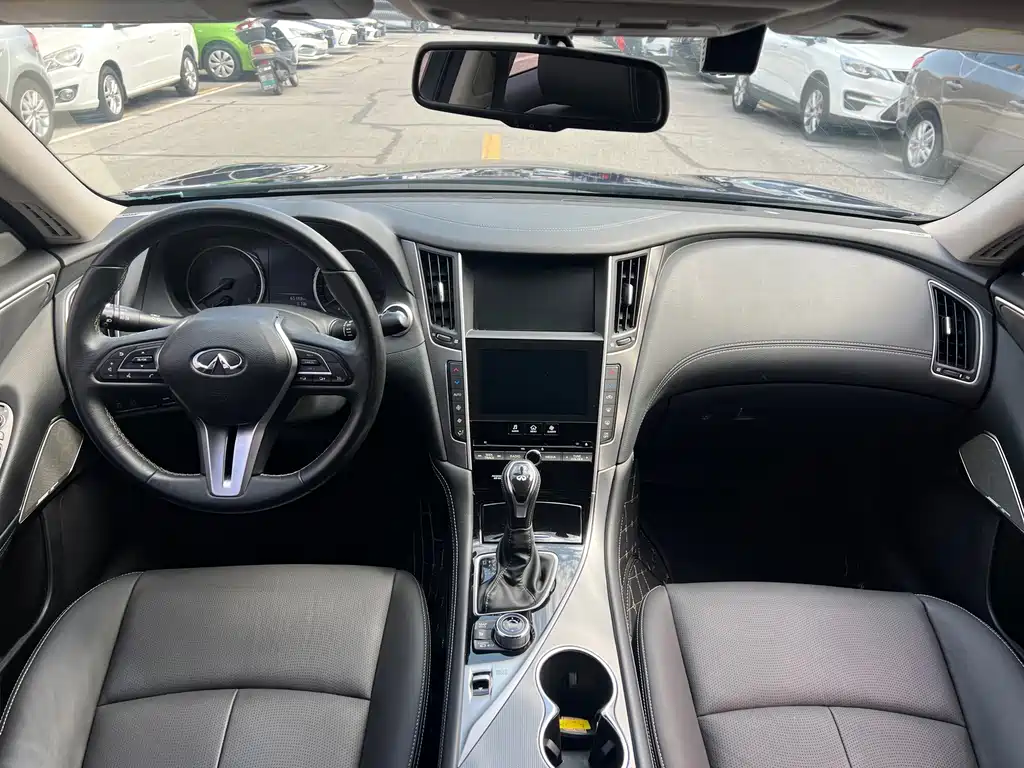 Infiniti Q50L 2019 — фото 12