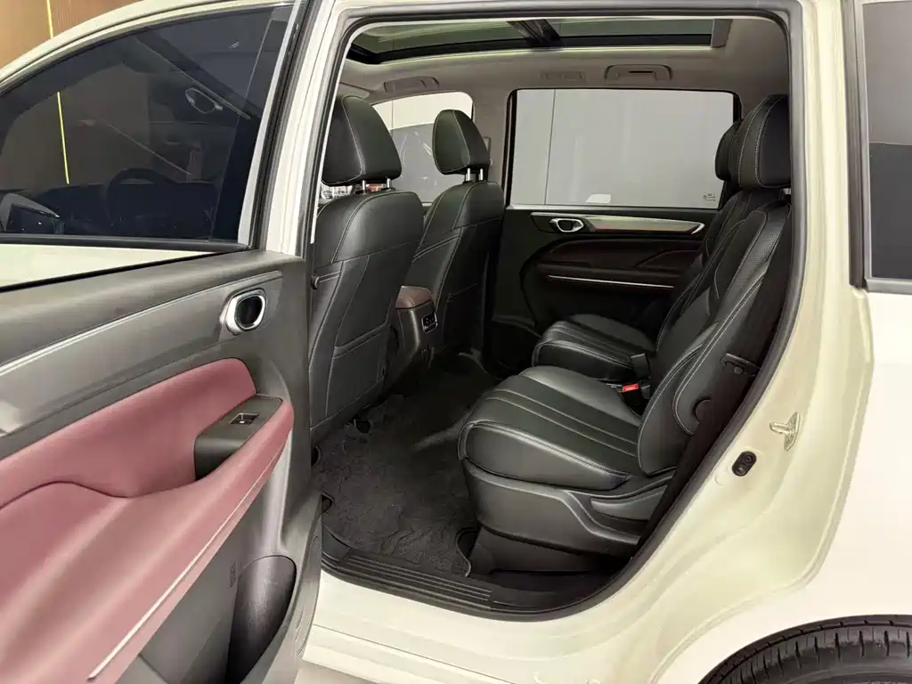 GAC Motor Trumpchi M6 2025 — фото 6