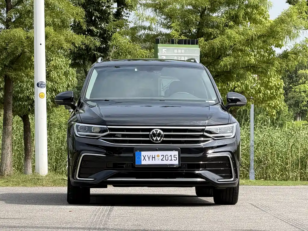 Volkswagen Tiguan L 2024