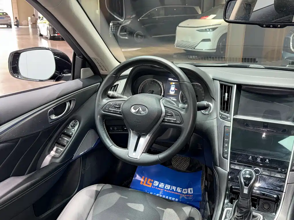 Infiniti Q50L 2019 — фото 12