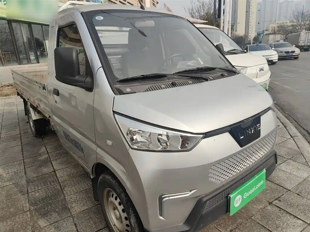 Wuling EV Truck 2024 — фото 4