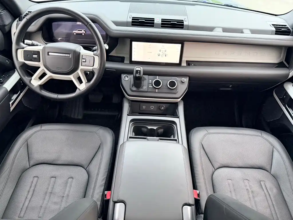 Land Rover Defender 2020 — фото 9