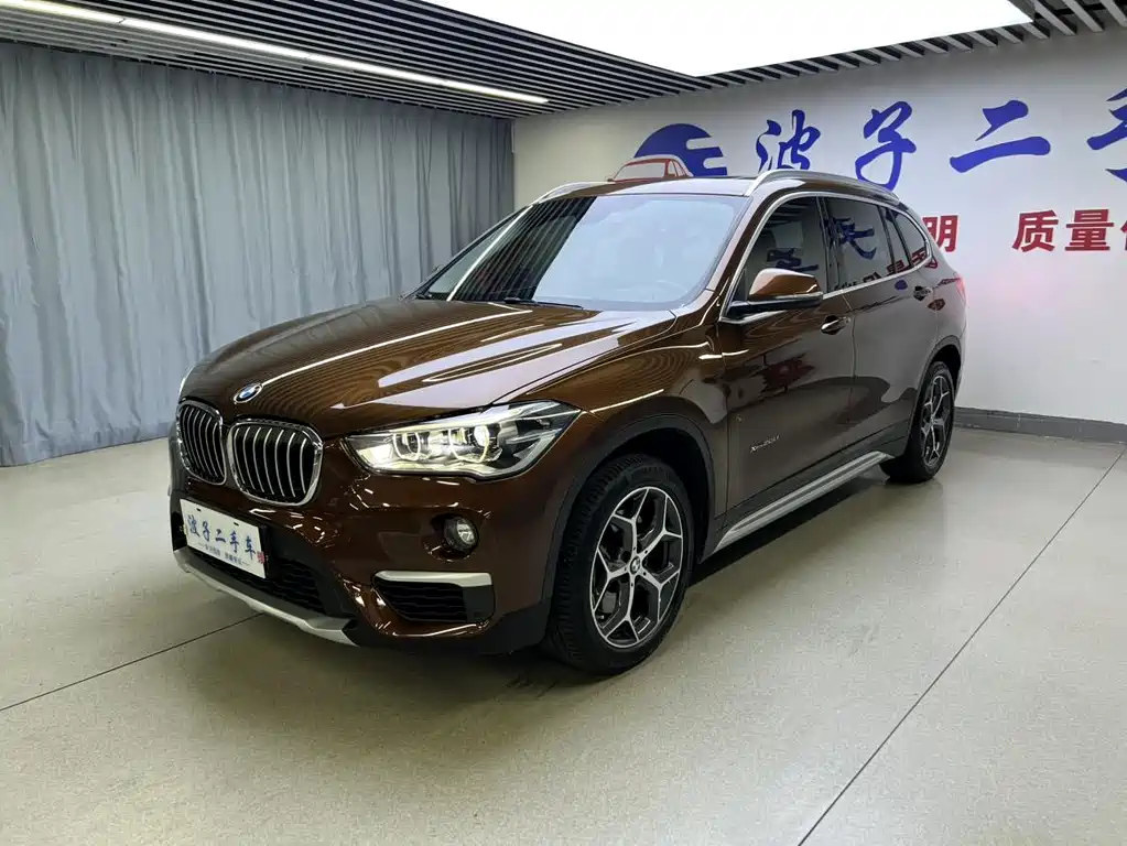 BMW X1 2016 — фото 1