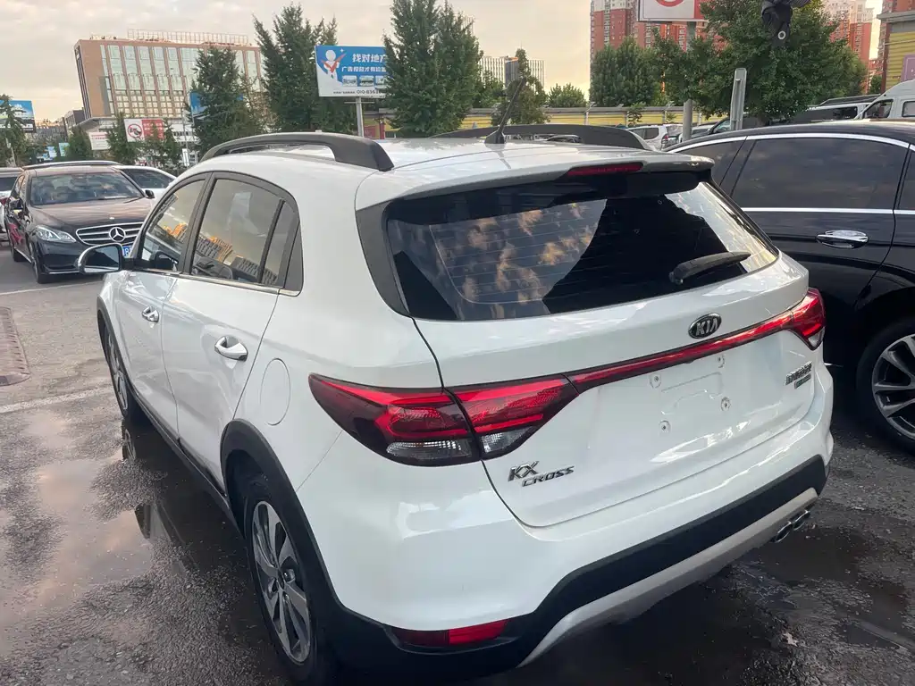 Kia KX CROSS 2019 — фото 6