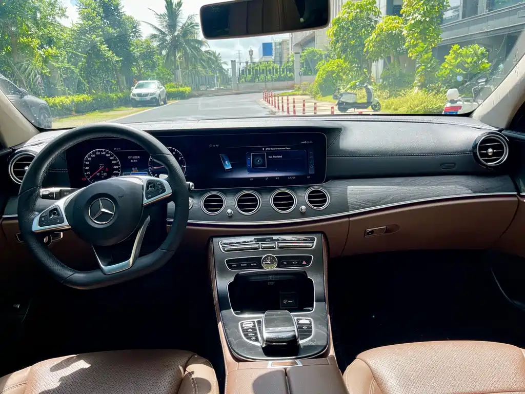 Mercedes-Benz E-Class 2018