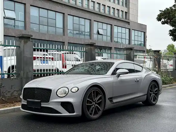 Bentley Continental 2020