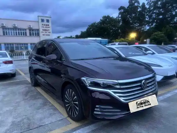 Volkswagen Viloran 2022