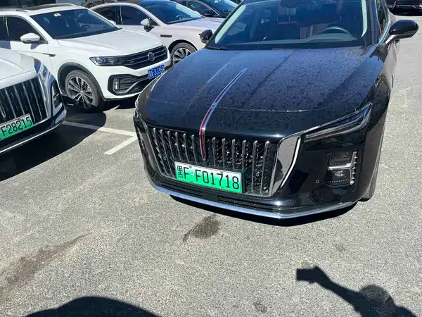 Hongqi H5 PHEV 2026