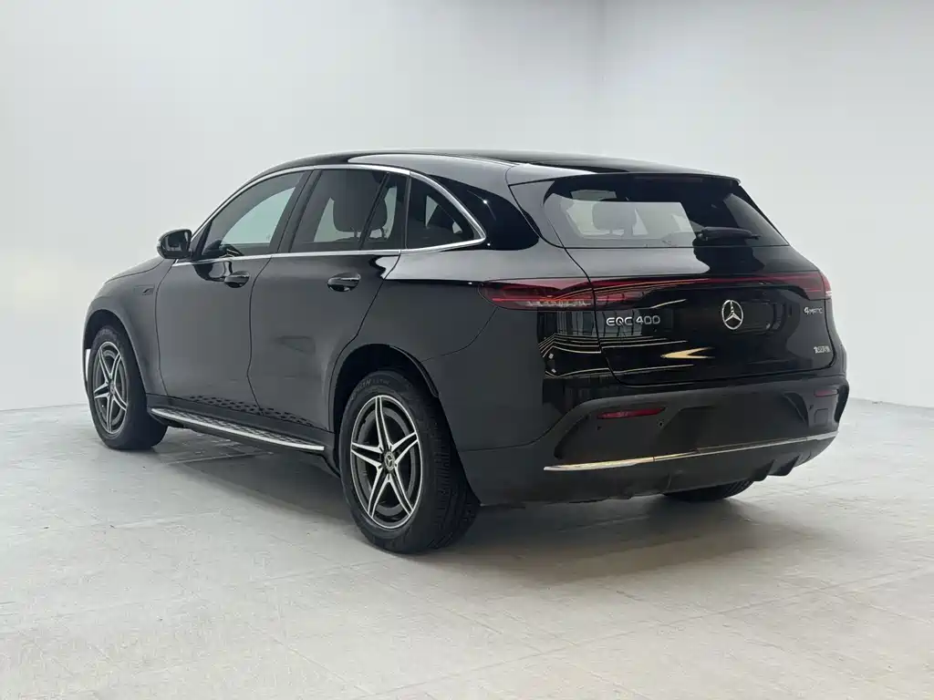 Mercedes-Benz EQC 2020 — фото 6