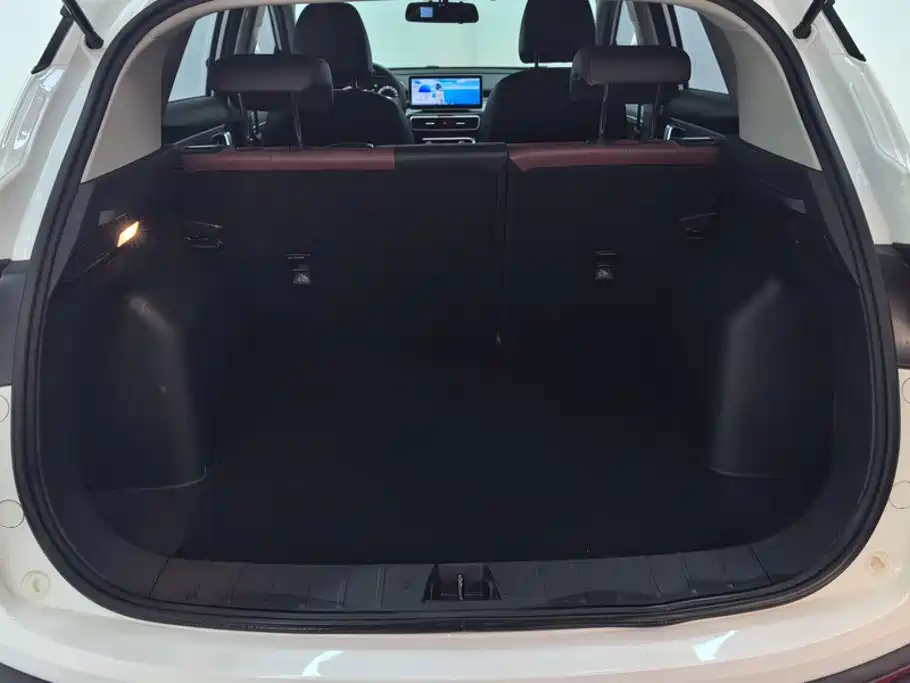 Geely Binyue 2022