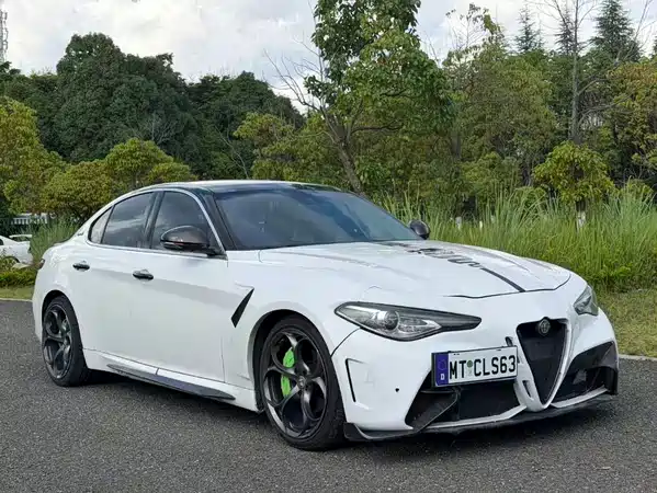 Alfa Romeo Giulia Juliet 2017