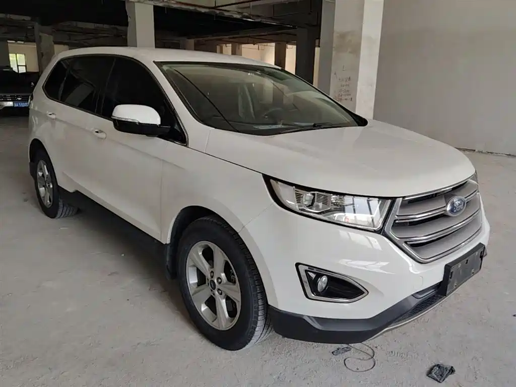 Ford Edge 2016 — фото 4