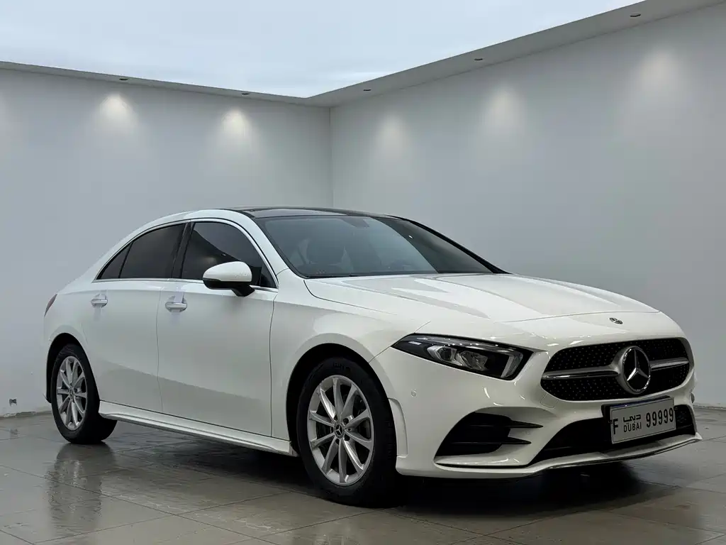Mercedes-Benz A-Class 2020 — фото 3