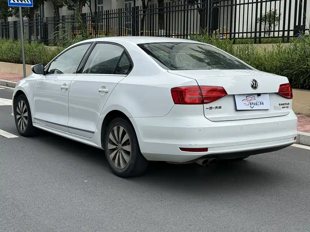 Volkswagen Sagitar 2018 — фото 14