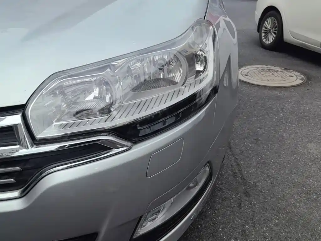 Citroen C5 2016 — фото 17