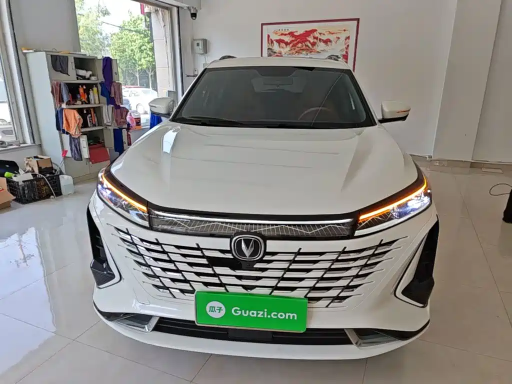Changan CS75PLUS 2023 — фото 3