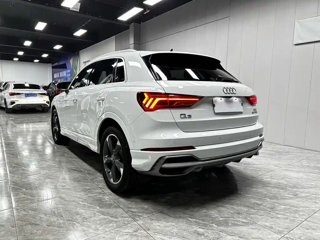 Audi Q3 2023