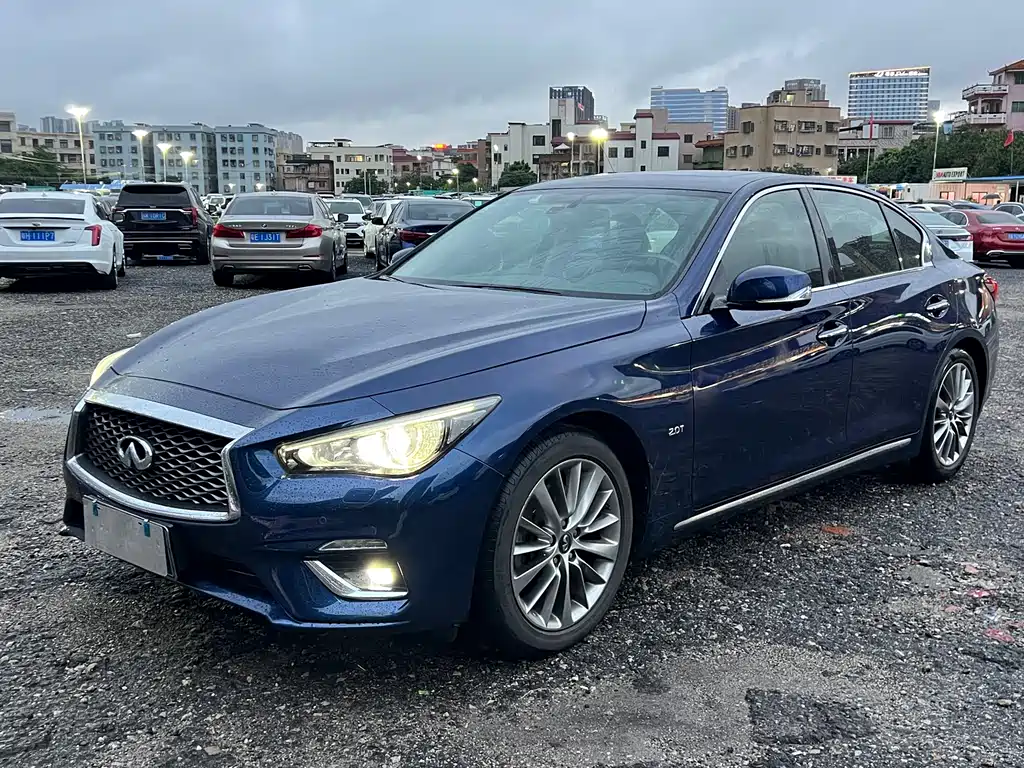 Infiniti Q50L 2018 — фото 3