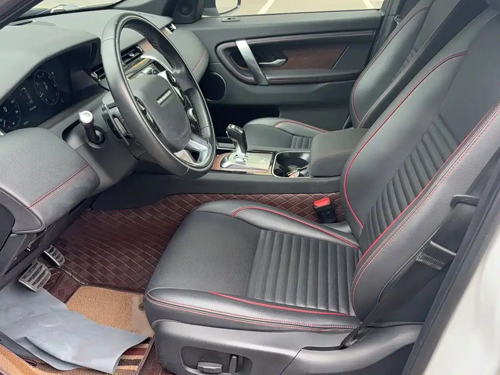 Land Rover Discovery Sport 2020 — фото 11