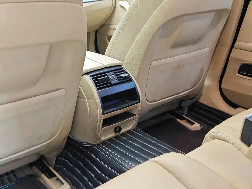 BMW 5 Series 2014 — фото 24