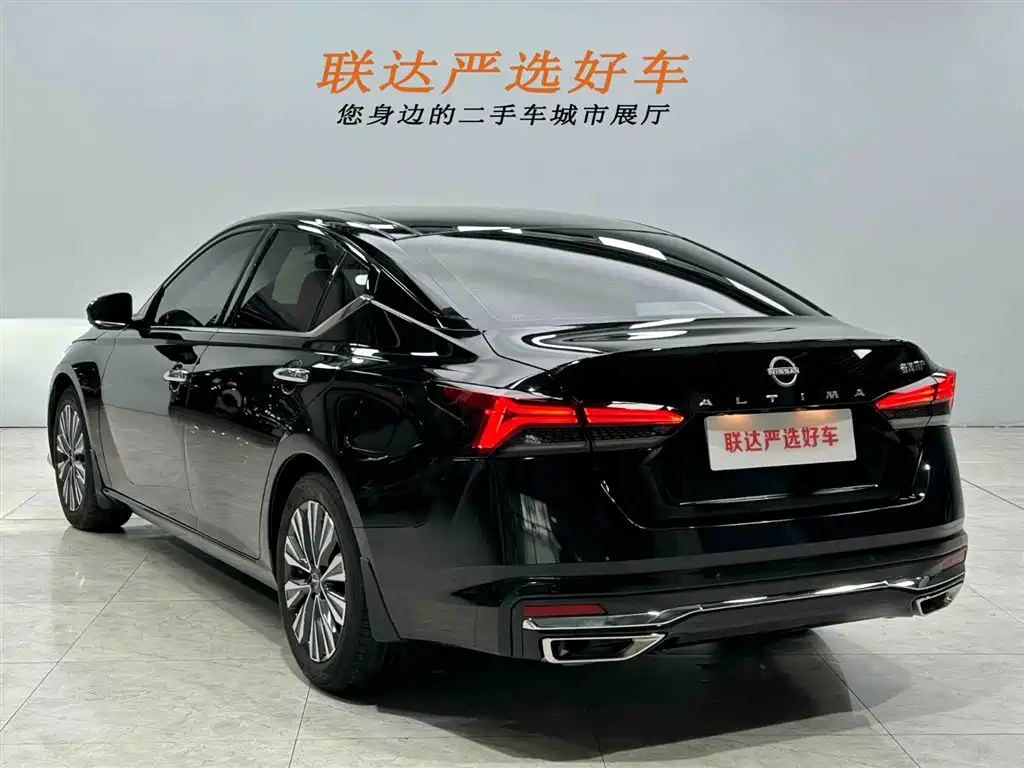 Nissan Teana 2023 — фото 23