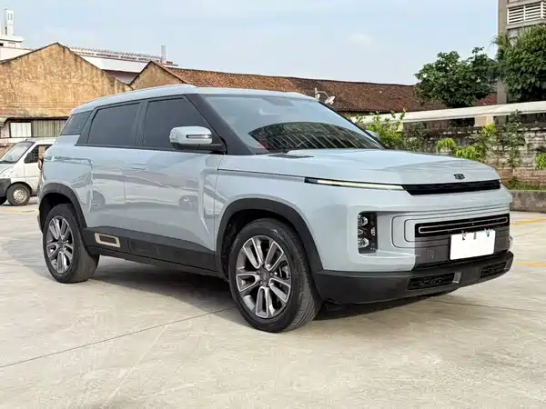 Geely ICON 2022