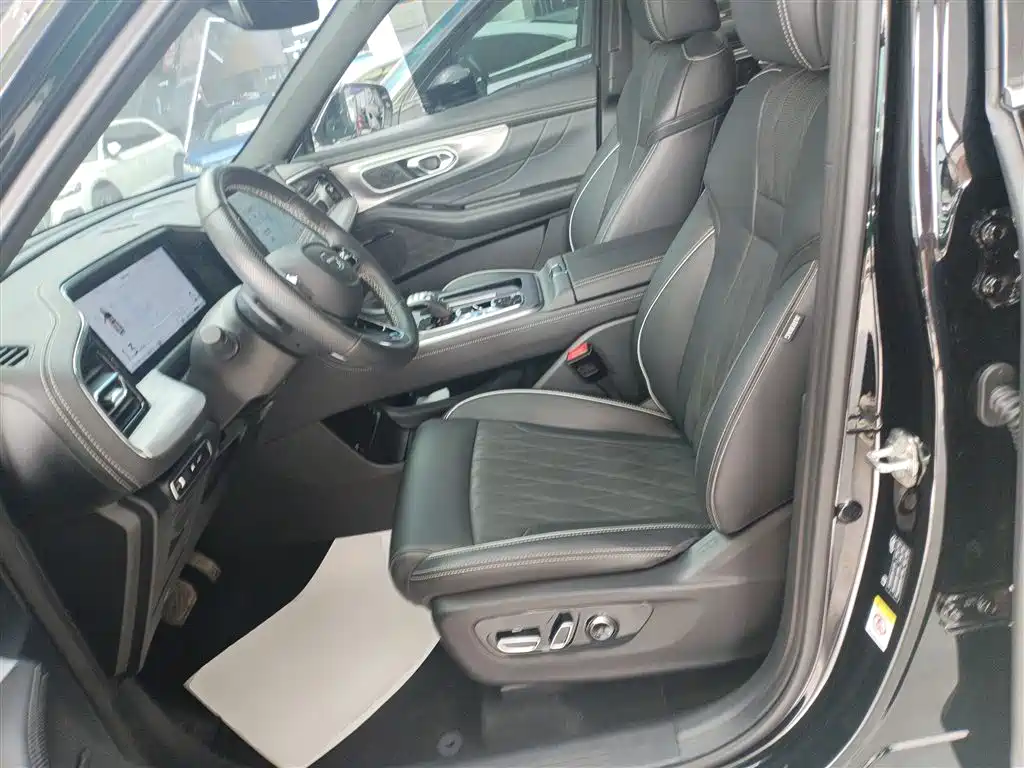 GAC Motor Trumpchi GS8 2023 — фото 7