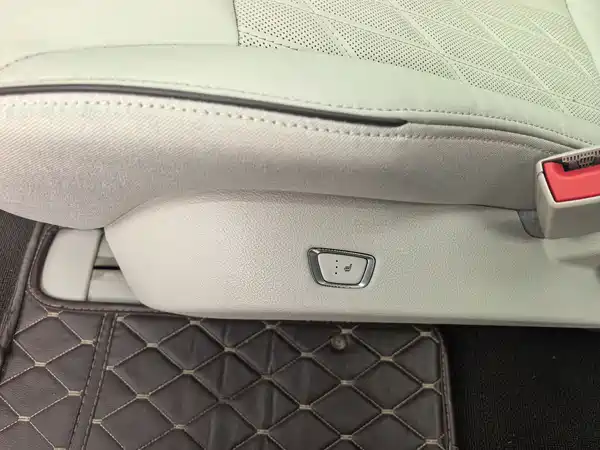 Buick GL8 2023