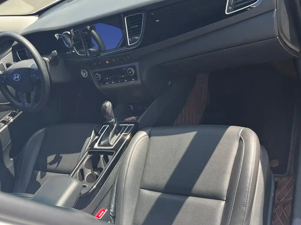 Hyundai Mistra 2016 — фото 18