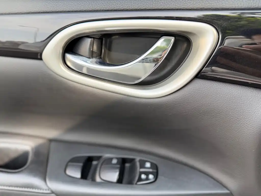 Nissan Sylphy 2021 — фото 21