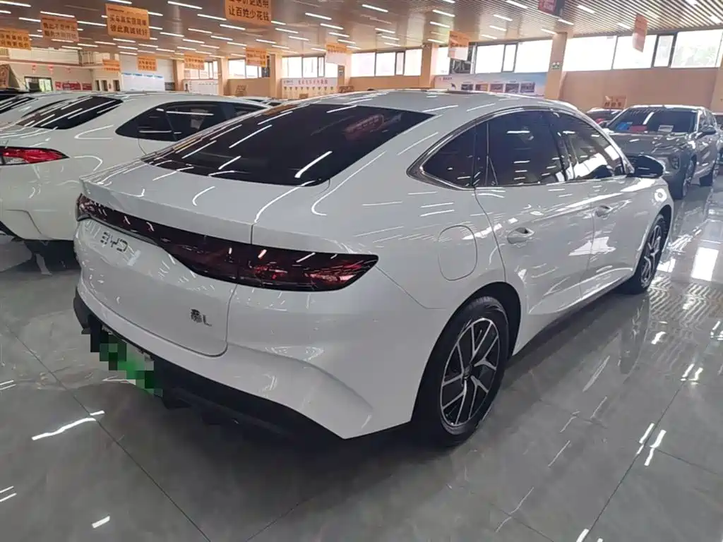 BYD Qin L 2024 — фото 7
