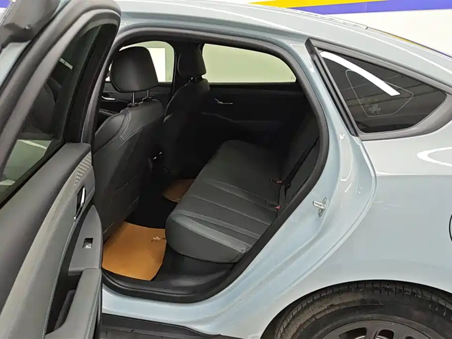 BYD Qin PLUS 2025 — фото 11