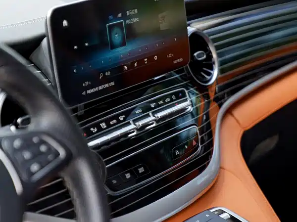 Mercedes-Benz V-Class 2024