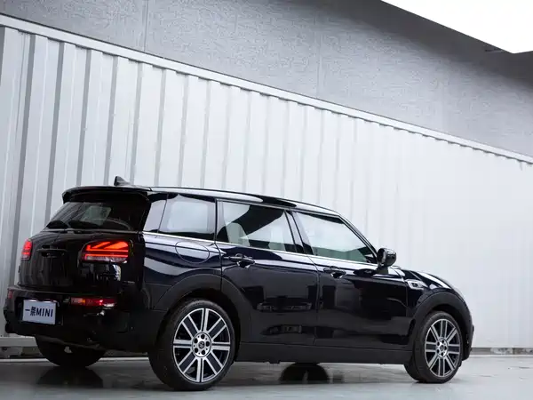 MINI Clubman 2023
